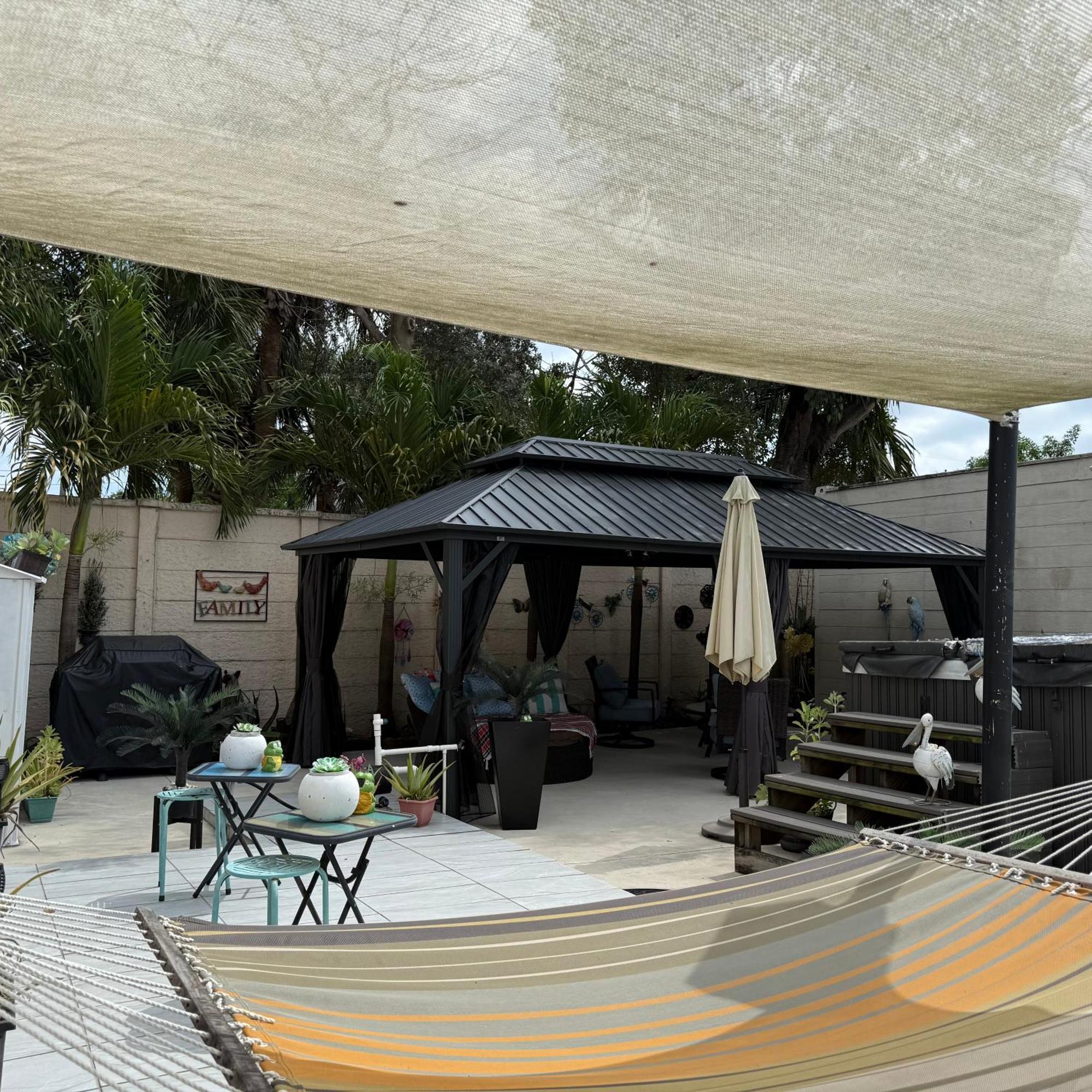 Tiny Place W Private Hot Jacuzzi 7 Min To Miami International Airport Экстерьер фото